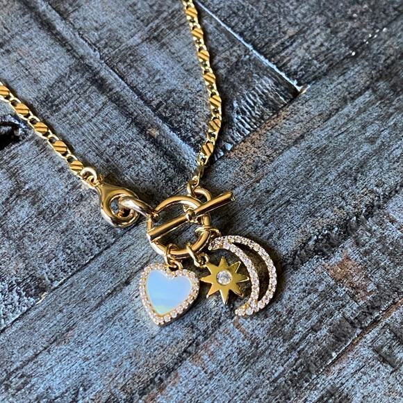 NEW FP x Luna Norte Mother Of Pearl Heart Toggle Necklace - Picture 1 of 10